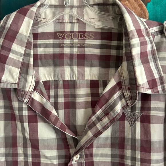 Guess Maroon and White Plaid Casual Shirt XL Embroidered - Picture 5 of 16